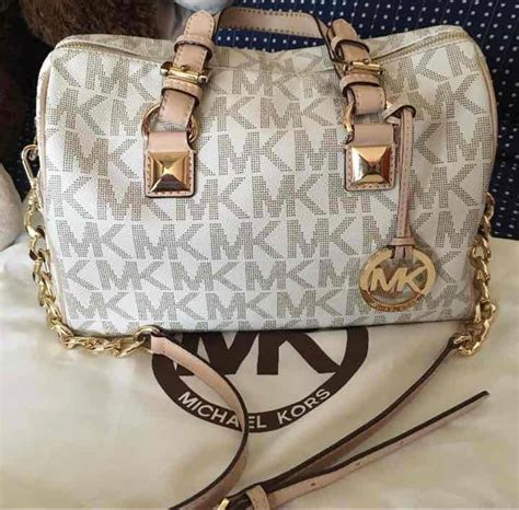 michael kors connect grayson|Michael Kors grayson satchel discontinued.